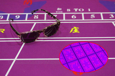 Τα γυαλιά ηλίου IR/οι χαρακτηρισμένοι φακοί επαφής καρτών στο παιχνίδι εξαπατούν