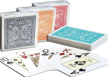 Washable πλαστικό Fournier 2818 χαρακτηρισμένο πόκερ καρτών για την ψυχαγωγία